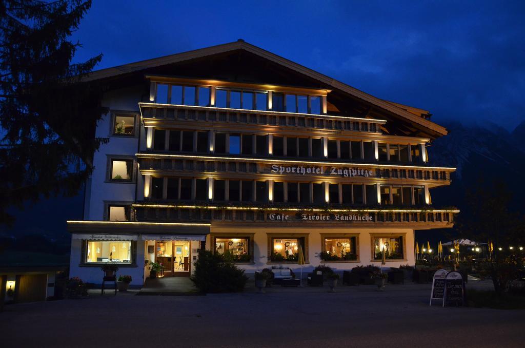Sporthotel Zugspitze Лермос Екстериор снимка