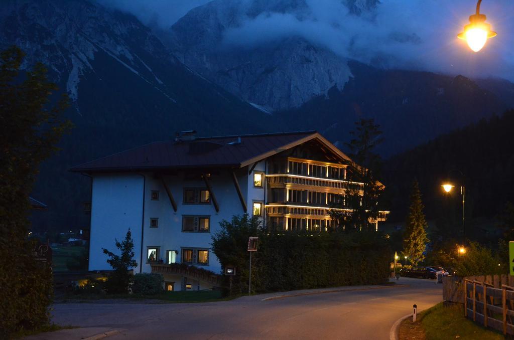 Sporthotel Zugspitze Лермос Екстериор снимка