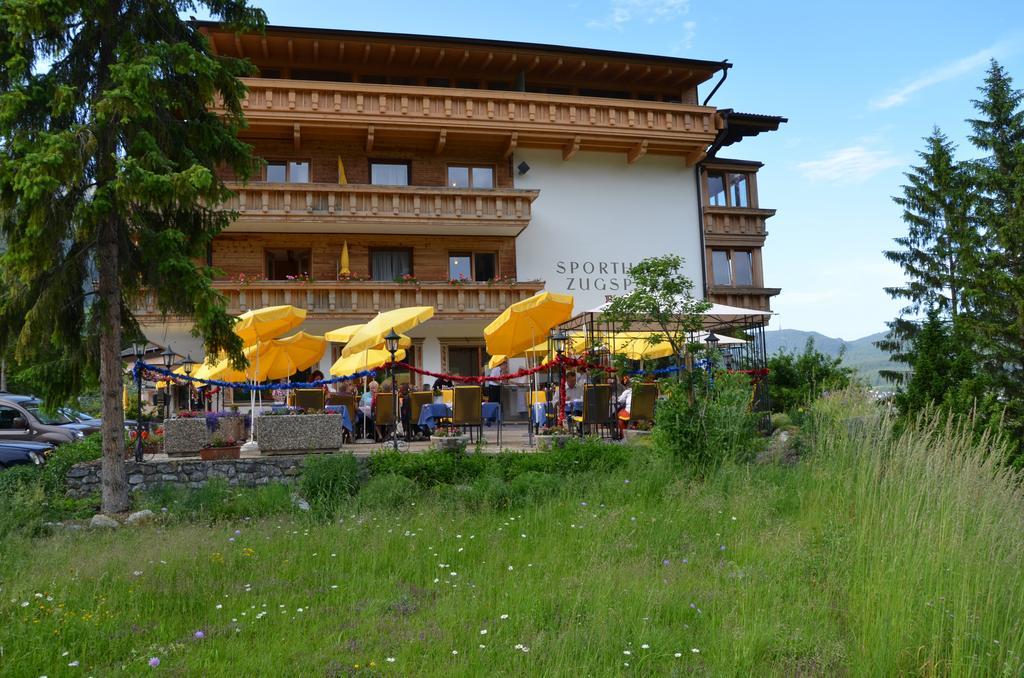 Sporthotel Zugspitze Лермос Екстериор снимка
